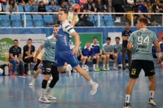 https://www.hclinz.at/wp-content/uploads/2024/10/20241005_Linz_Fuechse_Lucijan_Fizuleto_credit_Wolfgang_Pichler-320x213.jpg