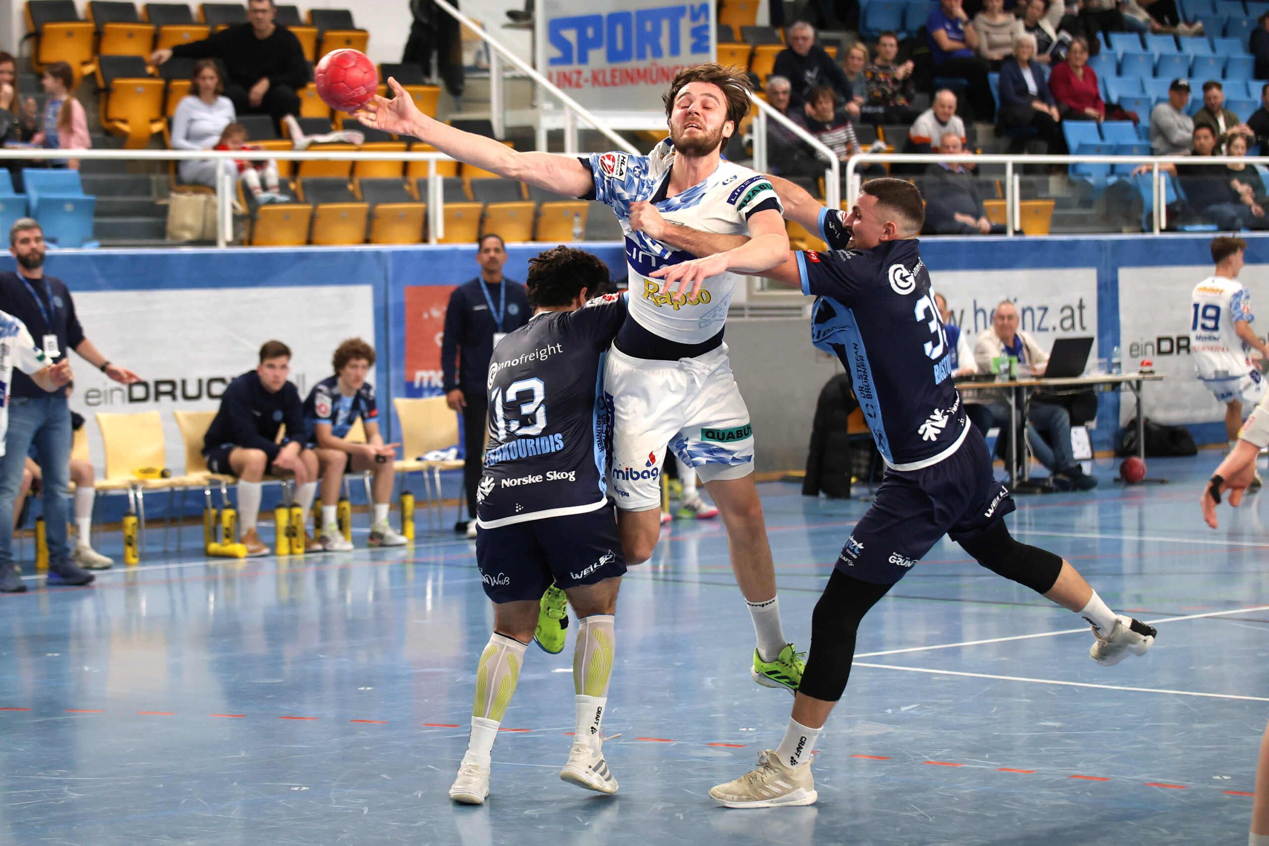 06.12.2025,-Klimavets-Andrei,-HC-LINZ-AG,-Copyright-Wolfgang-Pichler